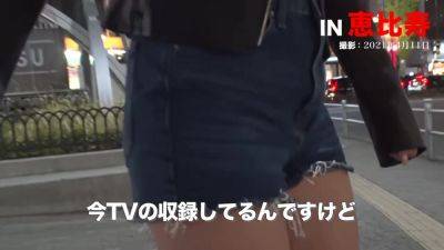 0001574_巨乳の日本人女性がガン突きされる素人ナンパセックス - Japan on freereelz.com