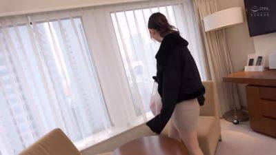 0001537_貧乳のスレンダー日本人女性がセックス - Japan on freereelz.com