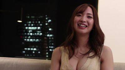 0001564_巨乳の日本人女性がセックスMGS販促19分動画 - Japan on freereelz.com