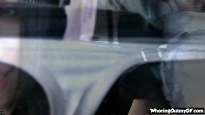 Rene fingering Pussy closeup in car on freereelz.com