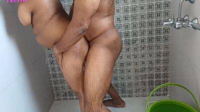 Indian Couple In Bathroom Early - Morning Sex - India on freereelz.com