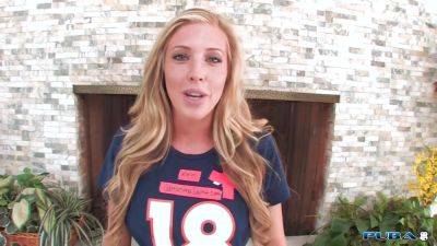 Samantha Saint In Samanthas Bj Leads To A Creampie on freereelz.com