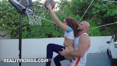 REALITY KINGS - Willow Ryder Knows JMac Basketball Skills Are Not Good Thats Why She Motivates Him By Showing Her Tits on freereelz.com