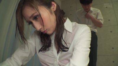 Japanese Julia Boin Woman Who Got Exposed At The Rain Shop - Wet Clothes Of Her Boss I Got Rid Of - Soushirou Imaoka - Japan on freereelz.com