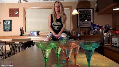 Nikki Beer Pong Video on freereelz.com