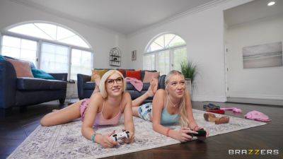 Nerdy young blonde has other planes with her sister's new boyfriend on freereelz.com