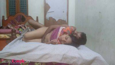 Telugu Hot Aunty Fucked Hard In Bed on freereelz.com