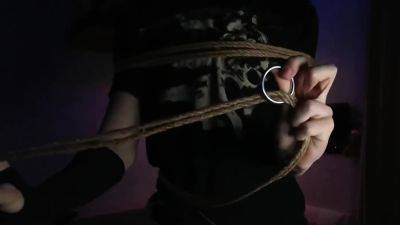 Selfbondage Boxtie Tutorial on freereelz.com