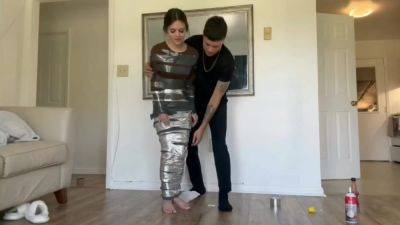 Extreme Duct Tape Challenge on freereelz.com