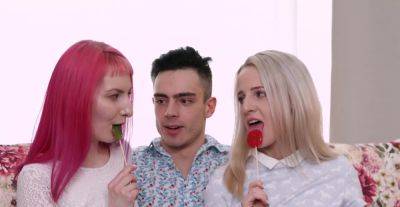 18videoz - Alien Fox - Hanna Rey - Teens share lollipop and cock on freereelz.com