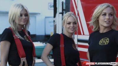 Exciting XXX scene with Jesse Jane and friends on freereelz.com