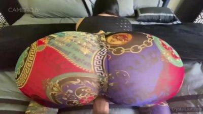 Crystal Lust Leggings Fuck - Fat ass mom fucked doggystyle in homemade hardcore porn on freereelz.com