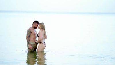 Fucked Hard In The Ocean With Charlie Forde on freereelz.com