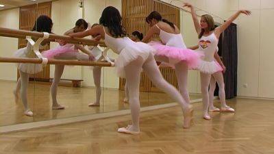 Needy ballerinas are enjoying a nice oral play on the dance floor on freereelz.com