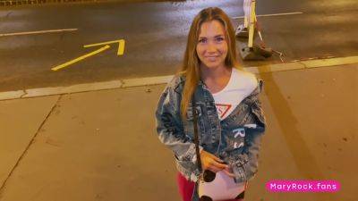 Teen 18+ Takes The Biggest Dick Of Favourite Pornostar In Public - Mary Rock on freereelz.com