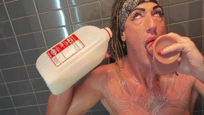 I Fuck Bathed In Milk (full Video In Xvideos Red) 5 Min - Dana X Muscles And Mike Bigcock on freereelz.com