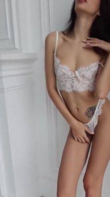 Lingerie White Brunette Long Legs - Sex Cam on freereelz.com