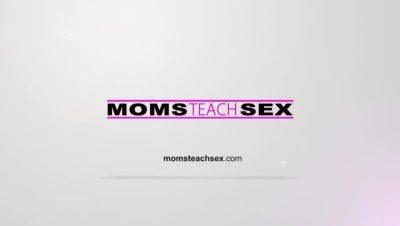 MomsTeachSex - step Mom And Son Share Bed And Fuck S7:E3 on freereelz.com