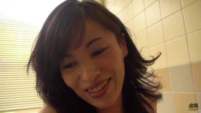 Cheating Japanese wife afternoon tryst in spacious bathroom - Japan on freereelz.com