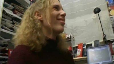 Blonde Does It During Working Hours on freereelz.com