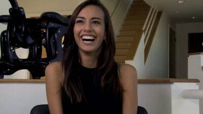 Teen pornstar Janice Griffith gets pussy licked on freereelz.com