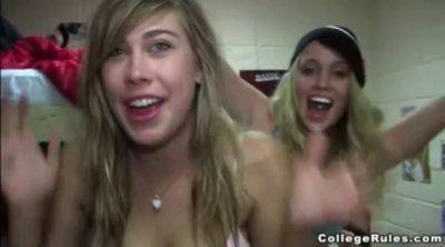 Teens get wild at sister Streak's party with softcore and tan lines on freereelz.com