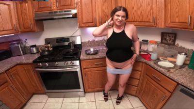 Stepmom Gets It In The Kitchen From Her Stepson After The Divorce - Usa on freereelz.com