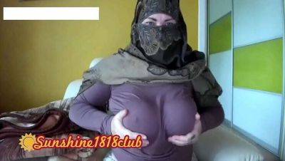 Saudi Arabian Muslim BBW Webcam Show - Angela's Live Cam 11.16 - Saudi Arabia on freereelz.com