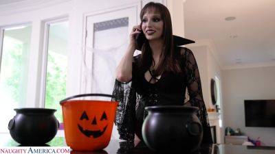 Halloween perversions grant spicy MILF the most amazing fuck on freereelz.com