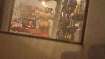 Caught my chubby step aunt dressing voyeur-style after shower, homemade recording. on freereelz.com